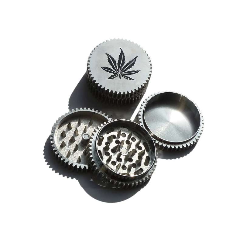 Grinder MG02. Tiene 3 partes y 50 mm de diametro